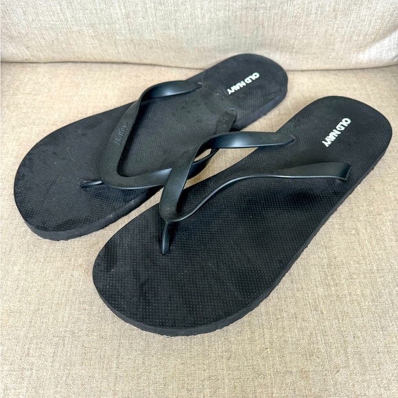 Old Navy, Men’s Flip Flops, Bundle of 2, Size 12-13 - Picture 5 of 8